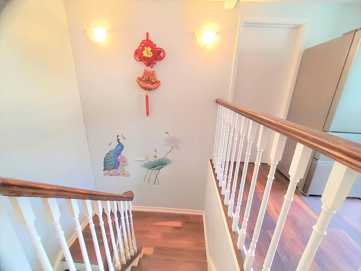 Homestay Cozy And Quiet House With Swimming Pool